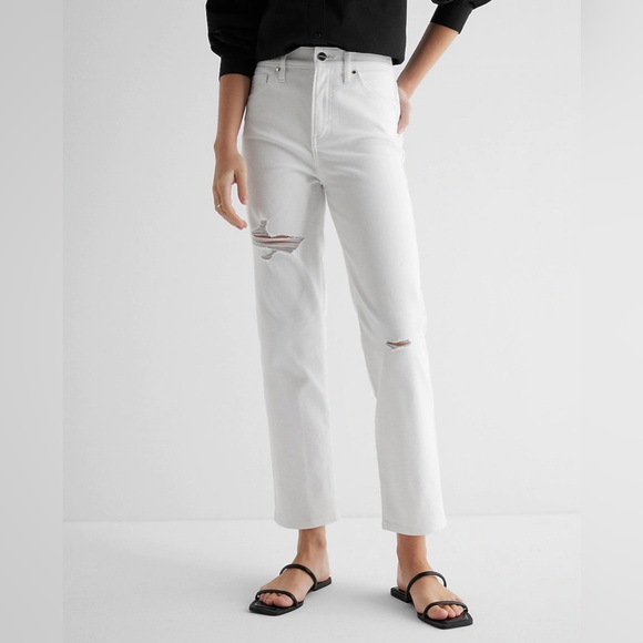 Express High Waisted White Ripped Straight Ankle Jeans NWT SZ 2R - Picture 2 of 5